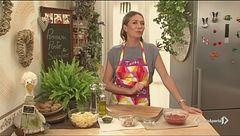 Pasta col pesto e lo sgombro