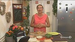 L'insalata con bocconcini di pollo