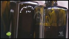 L'imbottigliamento dell'olio