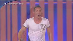 I Modà, Barbara D'Urso e Virginia Raffaele...