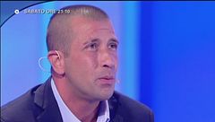 "E io, scusa, cosa sono?"