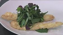 Cotoletta di bietola e sogliola con insalata aromatica al miele