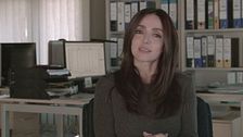 Ambra Angiolini è Luisa Ferrari