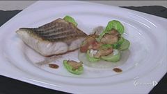 Filetto di branzino con crema di  topinambur