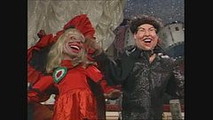 Il medley di Raffaella Carrà e Marisa Laurito al Controfestival di Sanremo di Gommapiuma