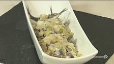 Sardine con cipolle in carpione