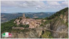 "Alla scoperta dell'antico borgo di San Leo"