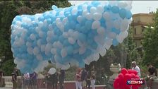 Strage di Ardea, palloncini e fiori bianchi per l'addio a David e Daniel