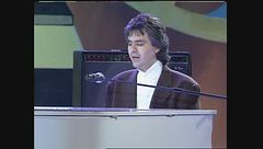 Andrea Bocelli e Judy Weiss cantano "Vivo per lei"