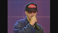 Neffa canta "Aspettando il Sole" a Buona Domenica 1996