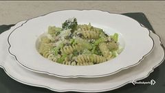 Fusilli broccoli e sgombro
