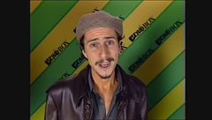 Luca Bizzarri è Fede, il ragazzo con la carogna sulle spalle