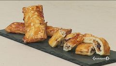 Sfogliette con frutta secca e miele