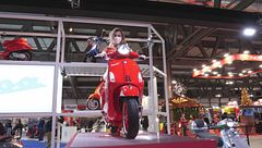 Vespa Elettrica Red