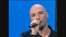 Alex Baroni canta "Cambiare" e "Easy she lovely" a Buona Domenica 1997