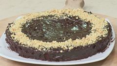 Crostata morbida con cioccolato e nocciole