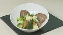 Minestra di verdure e fagioli