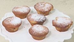 Tortini soffici con cuore di mela e cannella