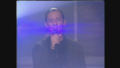 Fiorello cupido e cantante a Stranamore