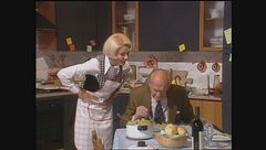 Antonella Elia cucina per Raimondo Vianello