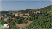 "Montegridolfo, autentico borgo italiano"