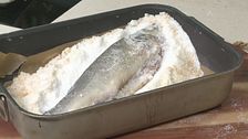 Pesce al sale