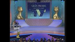 Mariangela Melato premia Nino Manfredi ai Telegatti del 1993