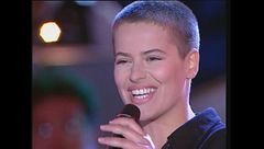 Silvia Salemi canta "Stai con me stanotte"