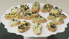 Crostini mix ai carciofi