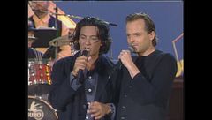 Miguel Bosé canta "L'Autoradio" a Riccione