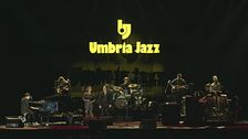 Jamie Cullum incanta Umbria Jazz