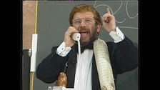Gino Cogliandro imita Mike Bongiorno a Buona Domenica 1993