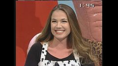 Federica Panicucci risponde alle domande di "Né sì né no" a Buona Domenica 1994