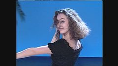 Ambra canta "Supermarket" di Lucio Battisti a Non è la Rai 1994