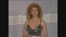 Milly Carlucci è la copresentatrice dei Telegatti 1986