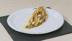 Cavolo con pere e bottarga