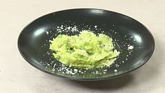 Pasta con pesto di piselli