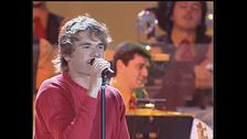Daniele Groff canta "Lamerica" a Un disco per l'estate 1999