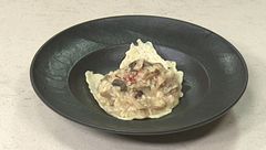 Risotto con porcini e zafferano in cilda di formaggio