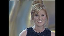 Sarah Ferguson consegna il Telegatto 1997 alla trasmissione per ragazzi