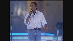 Roberto Vecchioni canta "O primm'ammore" a Festivalbar 1997