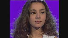 Ambra canta "Margheritando il cuore" a Non è la Rai