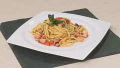 Pici al mojito di polpo con gin all'elicriso