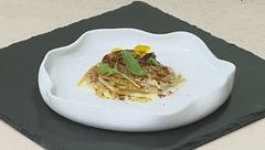 Spaghetti integrali con zafferano e liquirizia