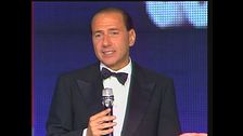 Silvio Berlusconi nel 1990 parla delle sfide affrontate da Canale 5 nei suoi primi 10 anni