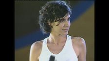 Giorgia canta "Parlami d'amore" a Festivalbar 1999