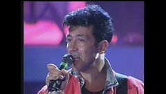 Edoardo Bennato canta "Buon compleanno bambina" al Festivalbar 1992