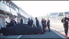 Fiamme a Valencia, paura nei box