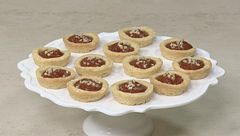 Crostatine alla confettura di goji e mandorle