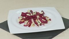 Insalata radicchio blue cheese mele rosse e melagrana